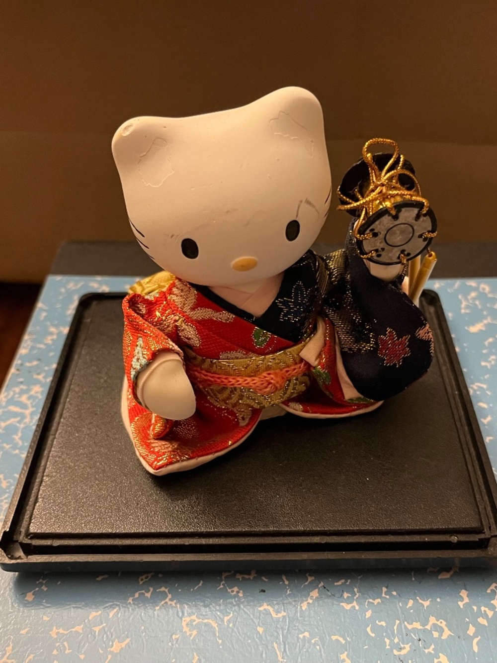 Hello Kitty kimono ceramic figurine